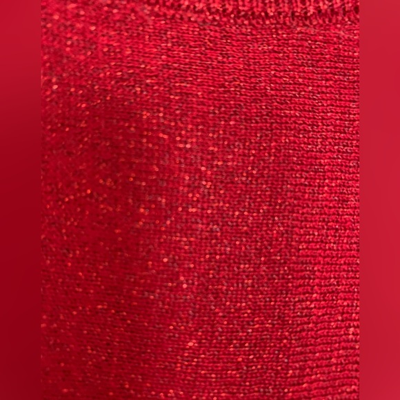 New York and company, Red sweater, size Medium - Picture 10 of 16